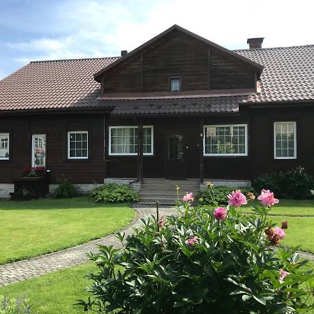 Mily Apartament Ustrzyki Dolne Luaran gambar